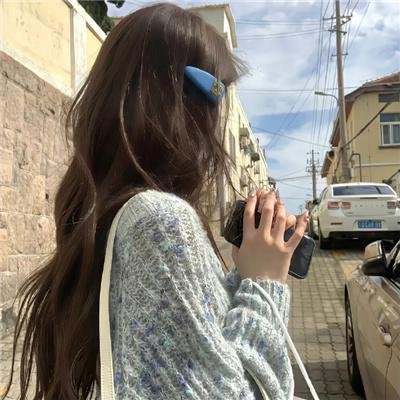 莉亚的7重人生 海报